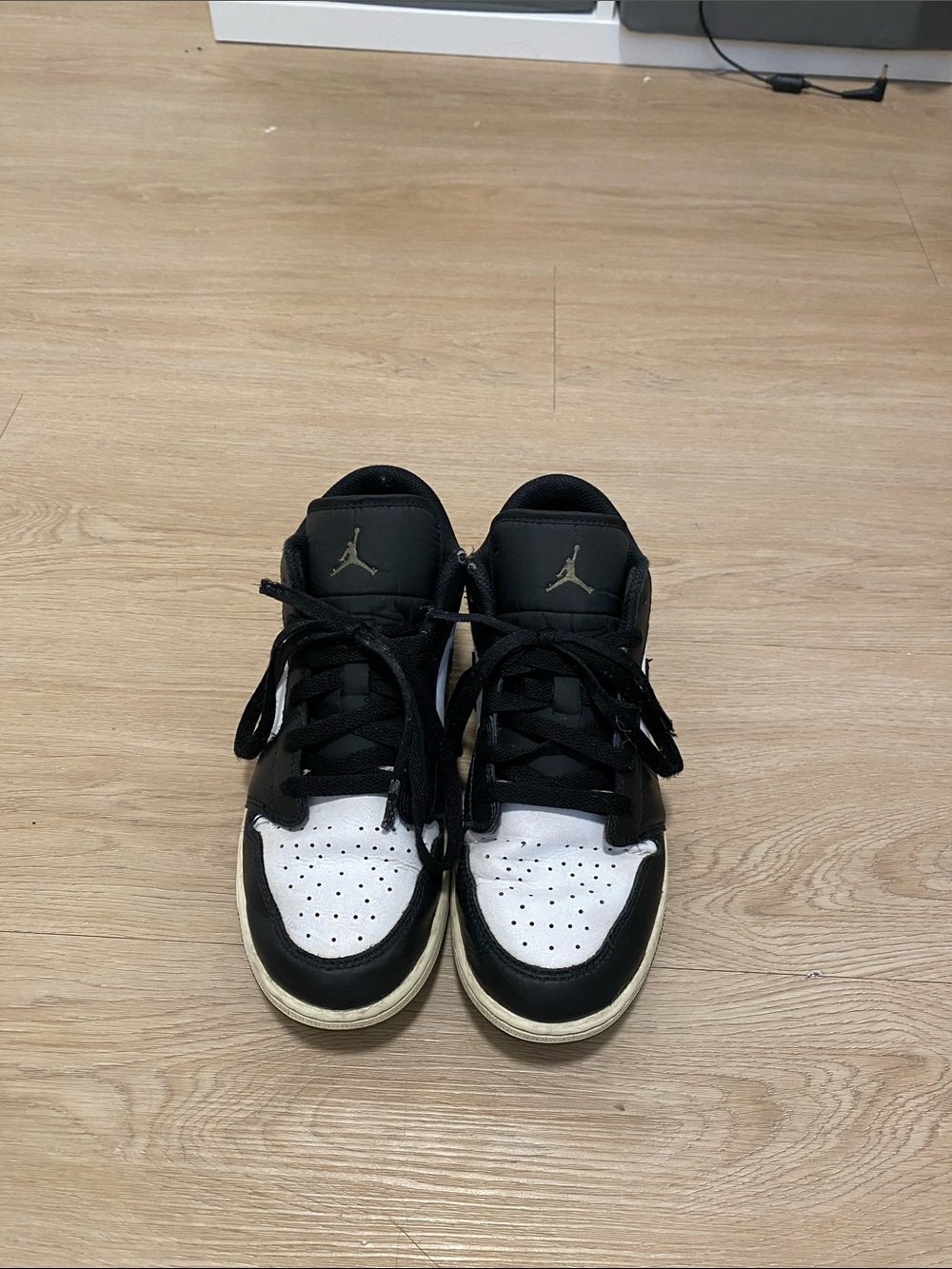 Jordan kids  Black and White Low-Top Sneakers